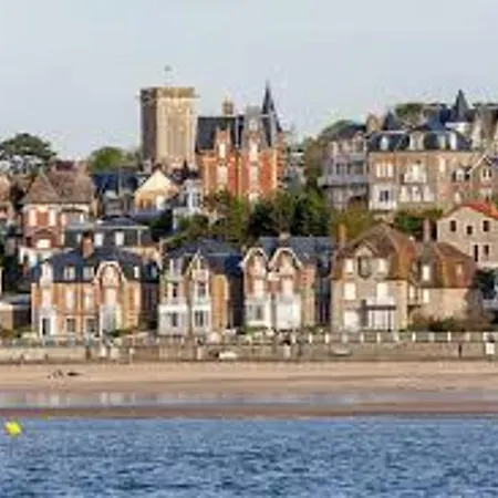 Apartment Agreable Avec Balcon Et Parking Proche - Fr-1-712-43