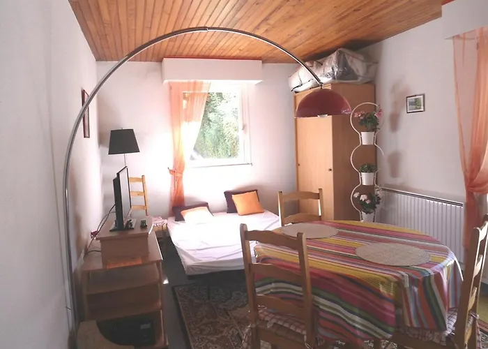 Agreable Avec Balcon Et Parking Proche - Fr-1-712-43 Apartman *